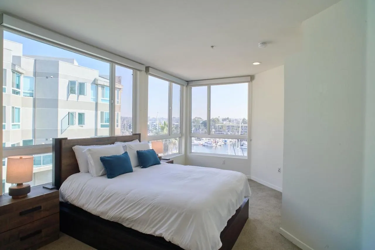 Peaceful Penthouse Panoramic Water Views Apartment Los Angeles 0*,  United States